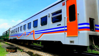 Perjalanan KA Semakin Mudah dengan E-Boarding