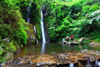 Surga Sungai Jernih dan Curug di Gunung Bunder Bogor (2)