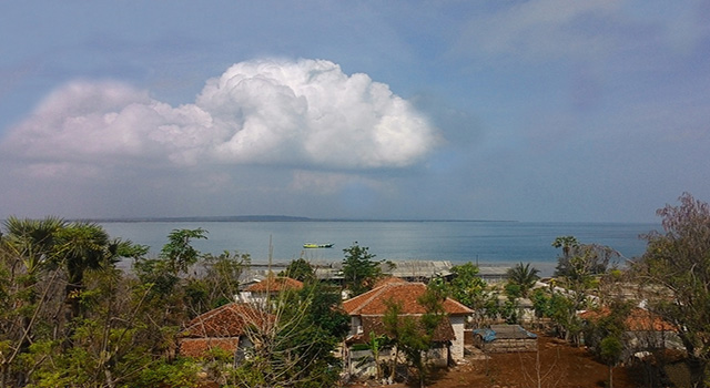 Pemandangan dari Atas Bukit Batu Sponge