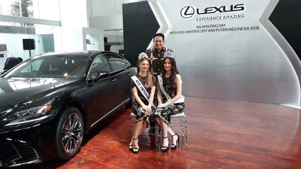 Miss Universe dengan Lexus Indonesia