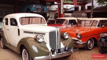 Hauwke Classic Auto Collection