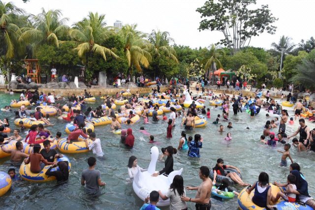 Keramaian Liburan Panjang di Ancol Taman Impian