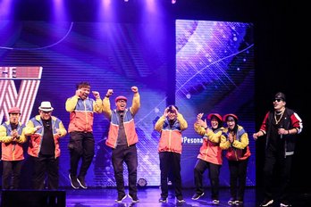 Tim Ungu di Aksi Panggung Pejabat Kemenpar