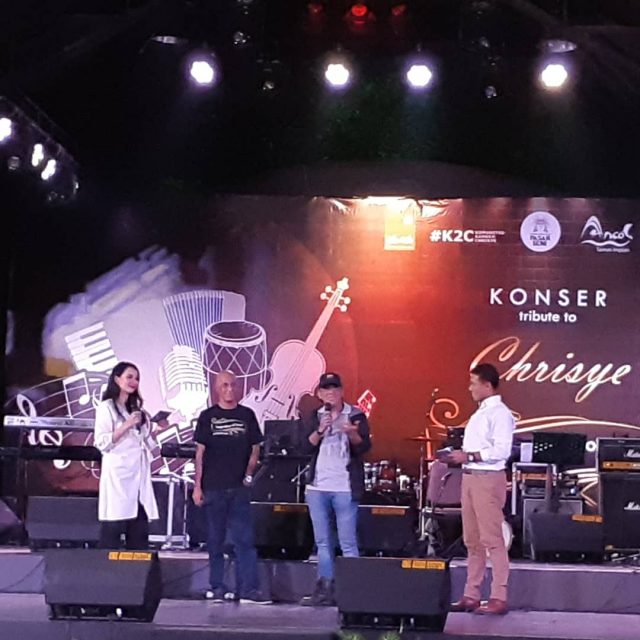 Konser Tribute to Chrisye Sukses dan Hangatkan Pasar Seni Ancol