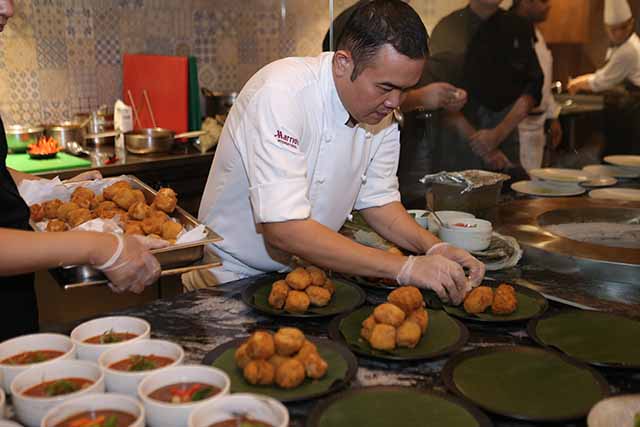 Tujuh Chefs Sajikan “Ramadan Dinner” di Hotel Marriott