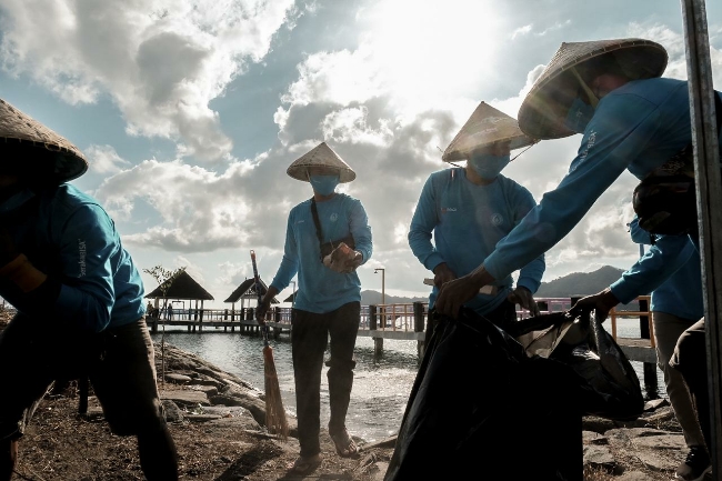 Kemenparekraf Gelar Gerakan BISA di Pantai Depok Pekalongan