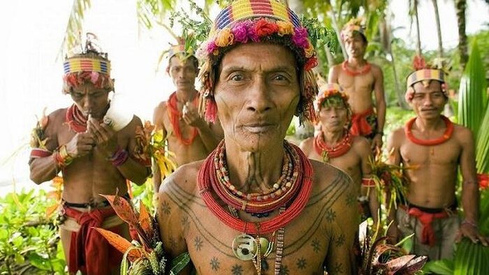 Mengenal Tato Mentawai, Seni Rajah Tertua di Dunia