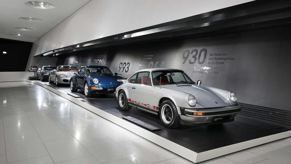 Pameran Khusus 50 Tahun Porsche, Tampilkan Mobil Unik dan Pionir di Porsche Museum