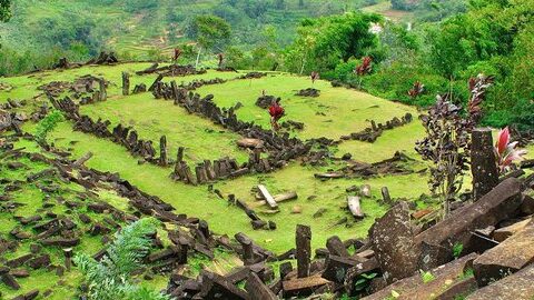 Situs Gunung Padang, Temuan Sejarah Zaman Megalitikum