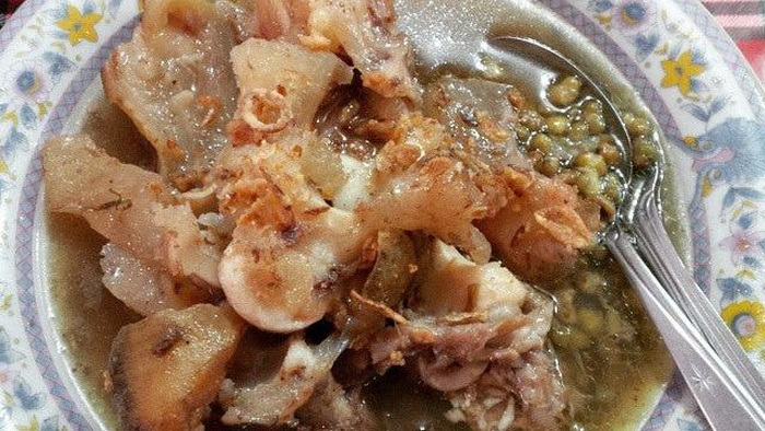 Memasuki Musim Hujan, Saatnya Menikmati Kaldu Kokot: Kuliner Khas Madura yang Kaya Rasa