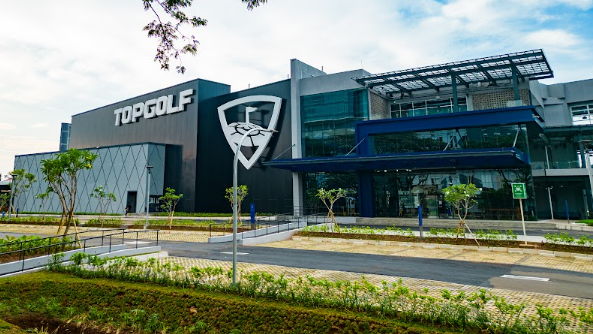 Topgolf Jakarta: Tempat Olahraga, Nongkrong, dan Hiburan yang Menjadi Satu