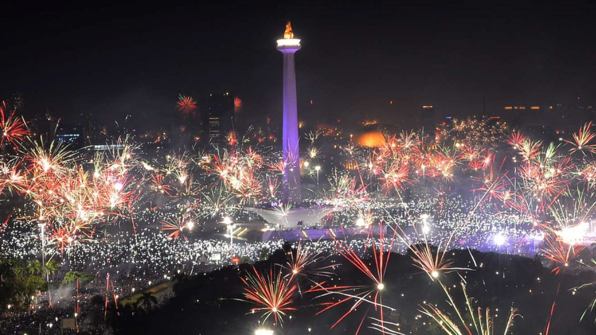 Malam Tahun Baru: Tradisi, Kebersamaan, dan Inilah 7 Ide Hidangan Memanjakan Selera Bersama Keluarga