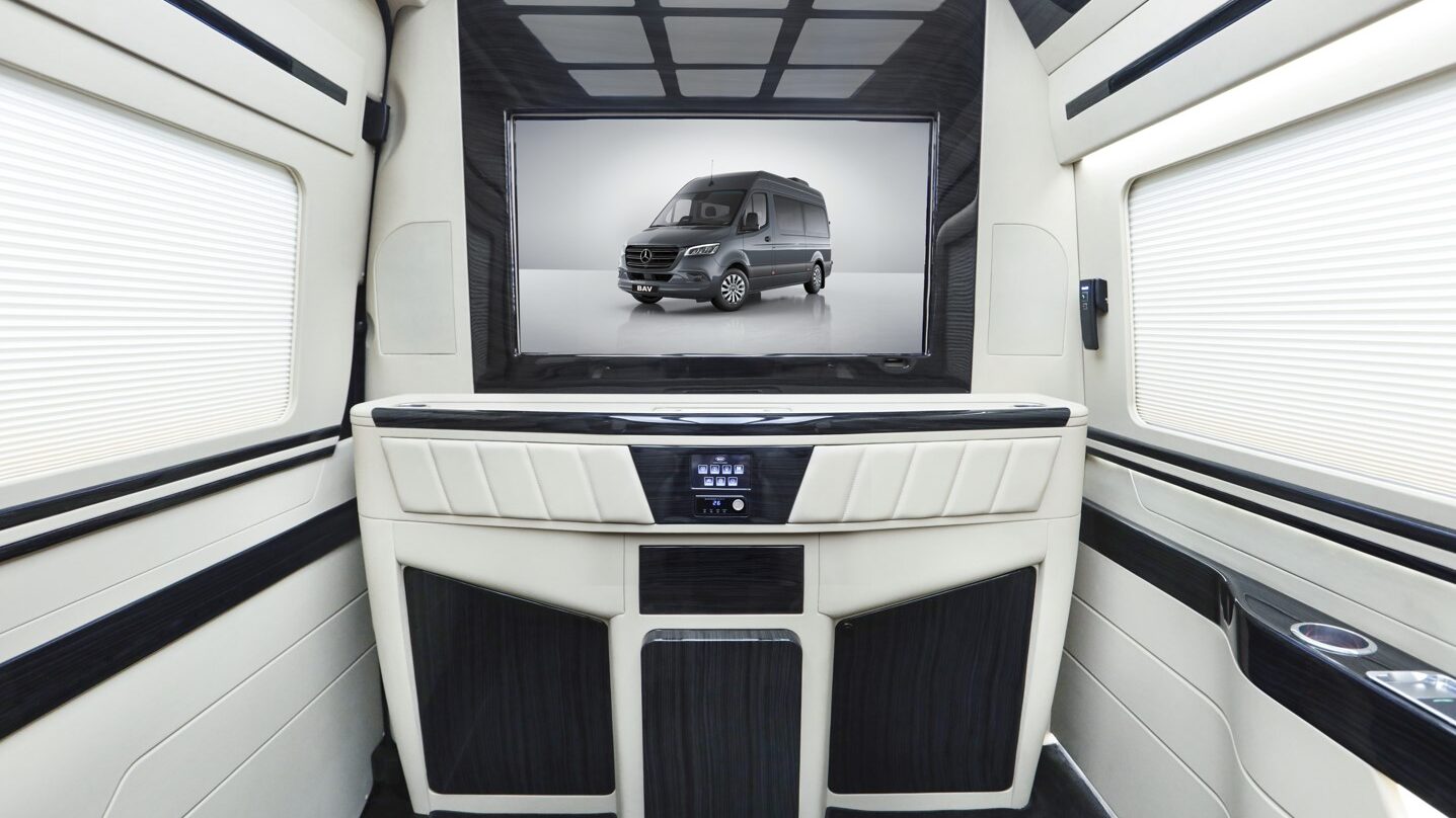 BAV Luxury Auto Design Luncurkan “Luxury Jet Van” Sensasi Jet Pribadi di Atas Roda