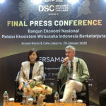 Penyerahan penghargaan pemenang Final DSC Season 16 untuk perkuat ekosistem wirausaha Indonesia.