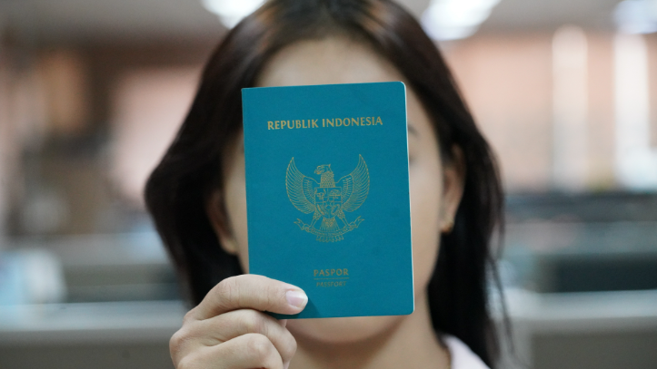 ilustrasi paspor dan visa digital