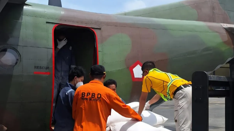 operasi modifikasi cuaca Jakarta