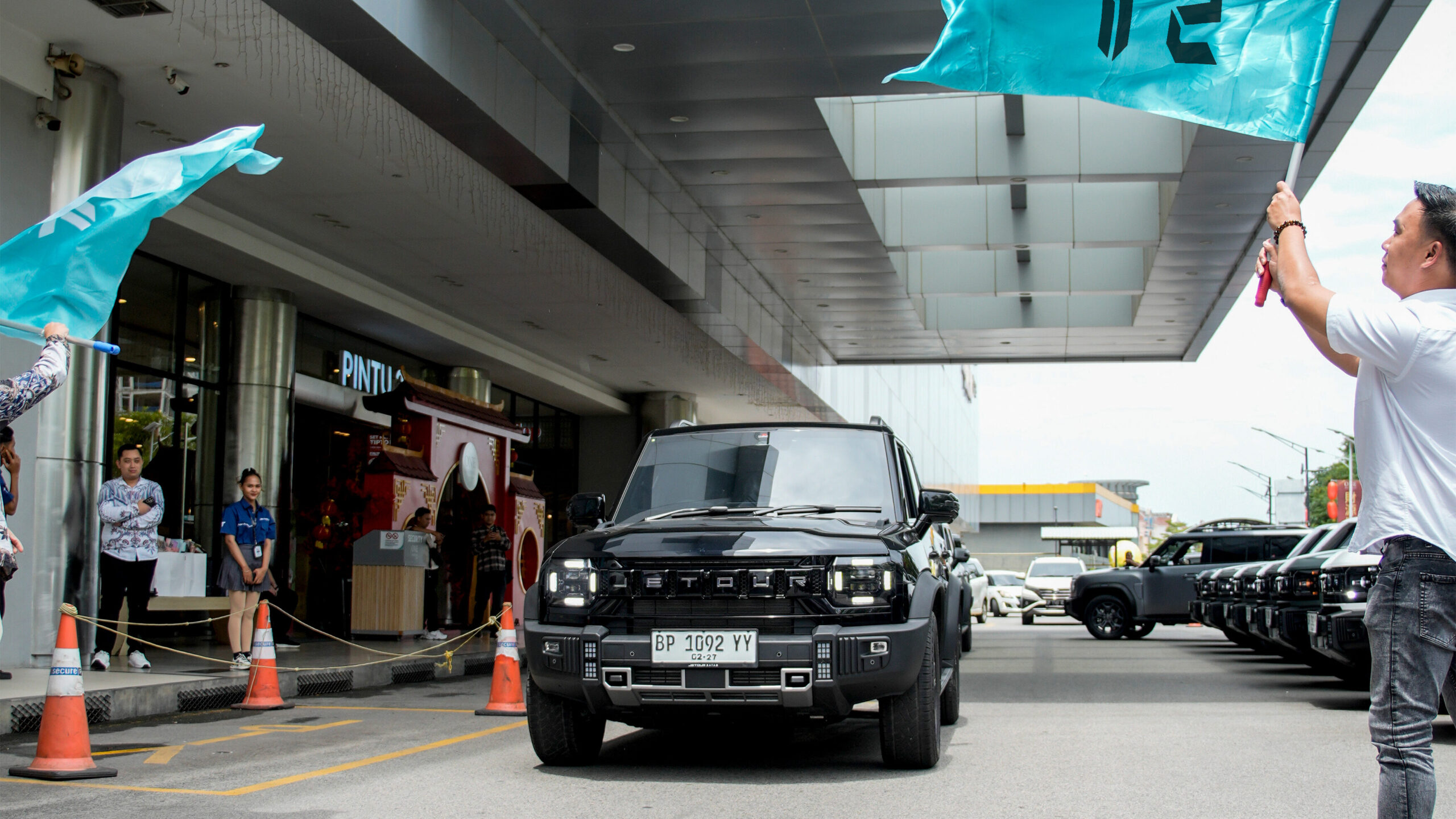 Serah terima JETOUR T2 Batam di mall